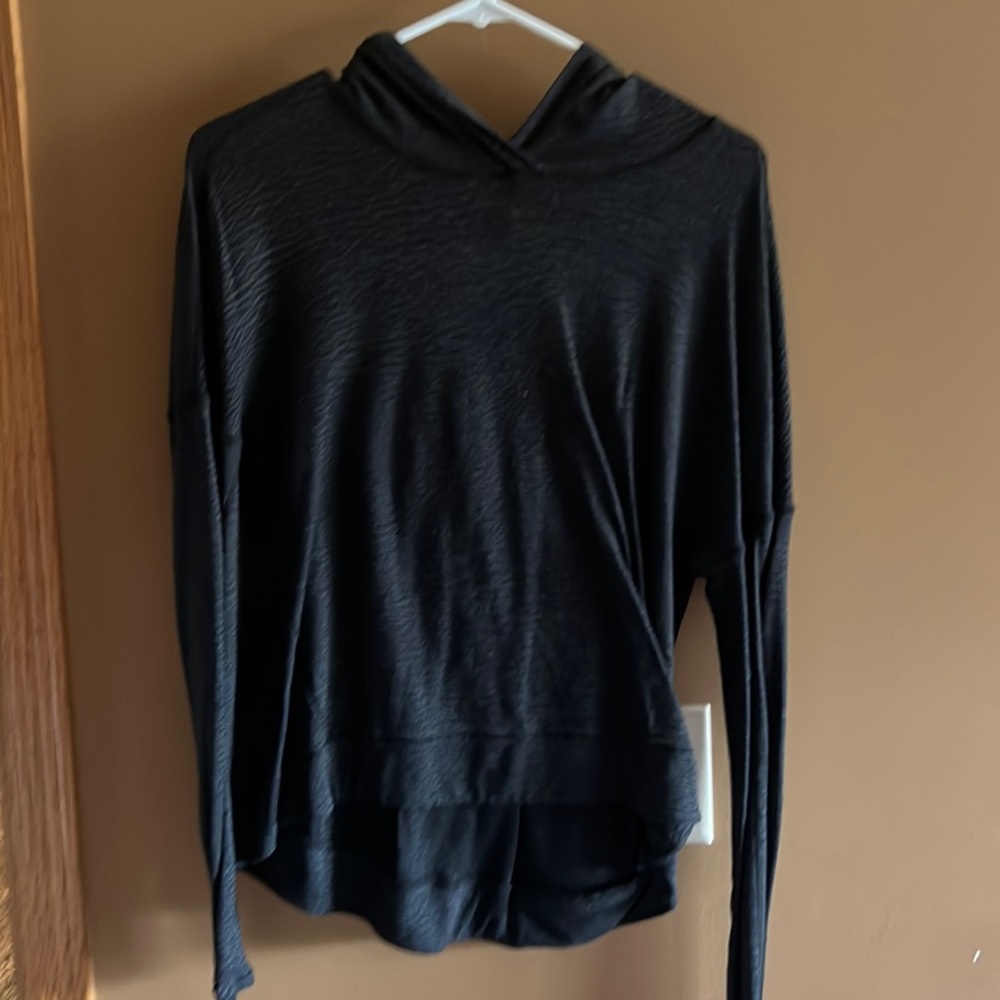 Lululemon hooded shirt
